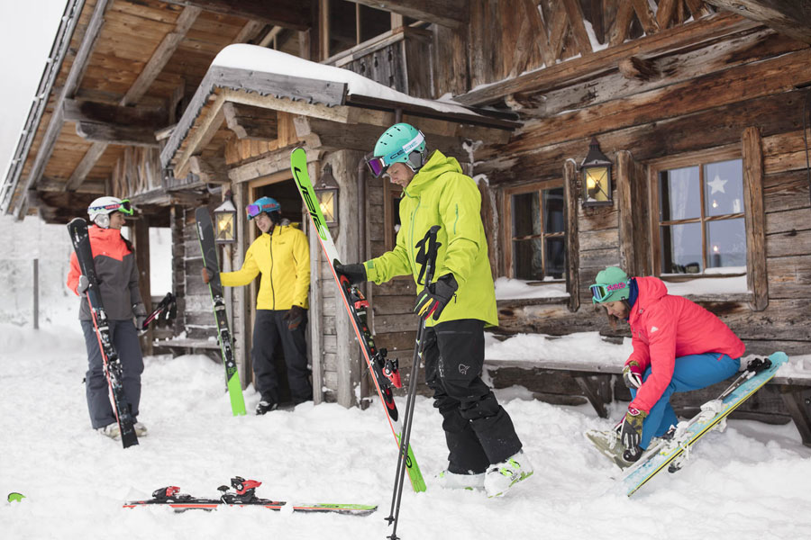 Ski rental Courchevel 1650 Intersport